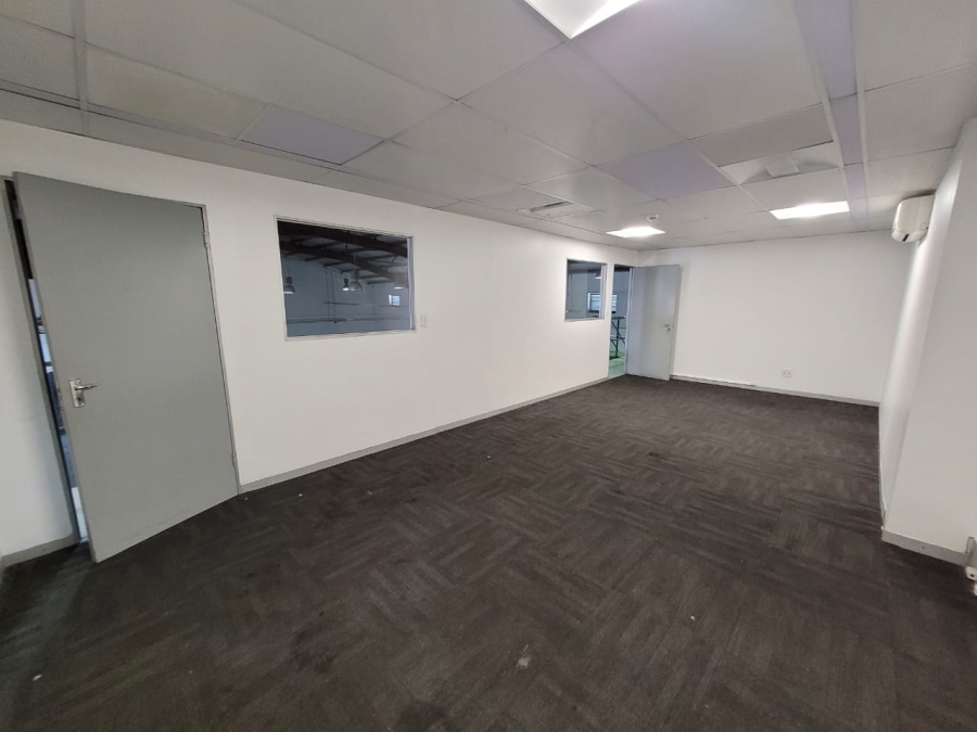 To Let Commercial Property for Rent in Paarden Eiland Western Cape